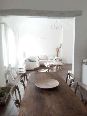 White Suite Spotorno
